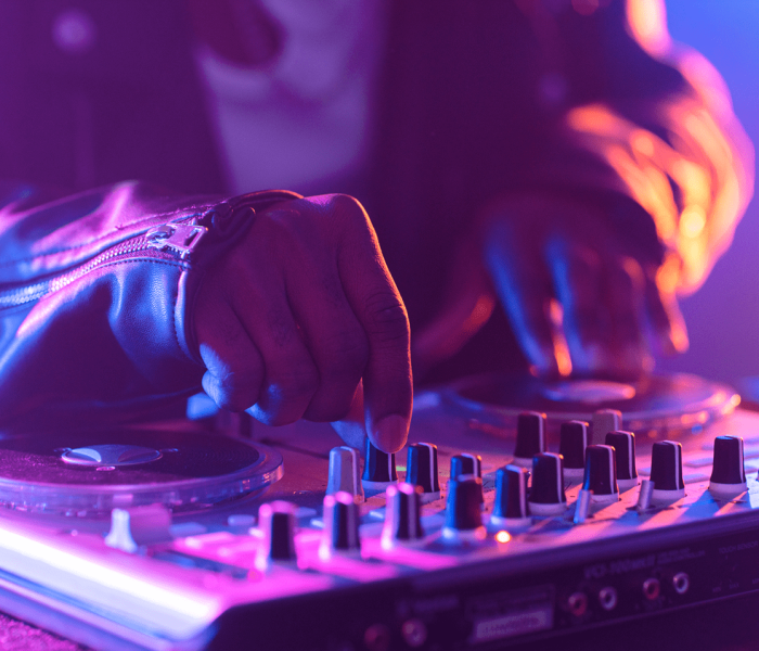 DJ-Dance-Party.png